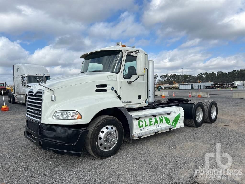 Mack CXU633T 트랙터 유닛