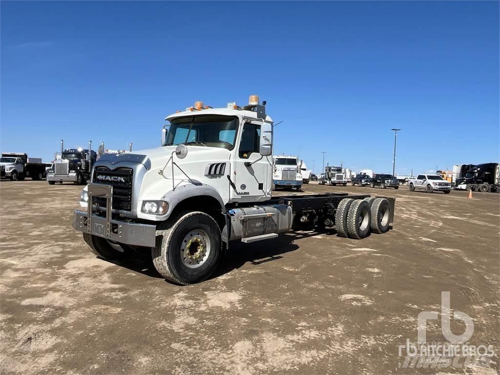 Mack GU433 새시 운전실 트럭
