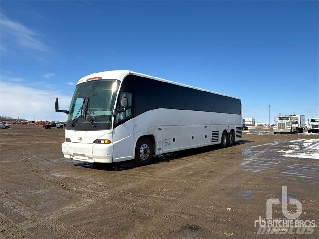 MCI J4500 코치(장거리 버스)
