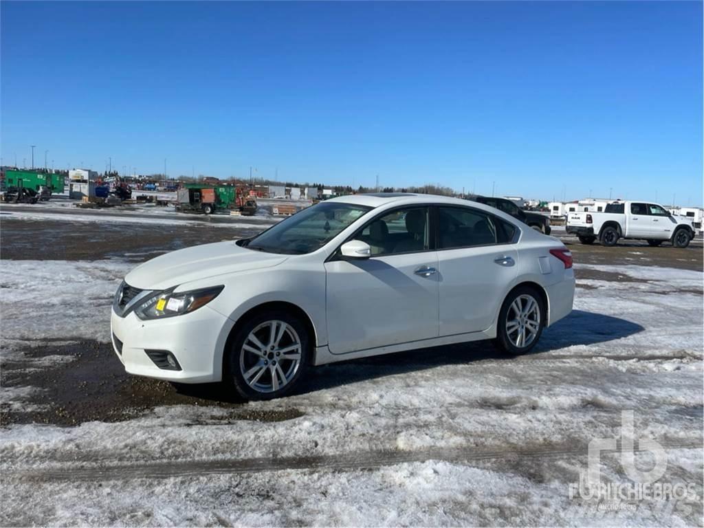 Nissan ALTIMA 자동차