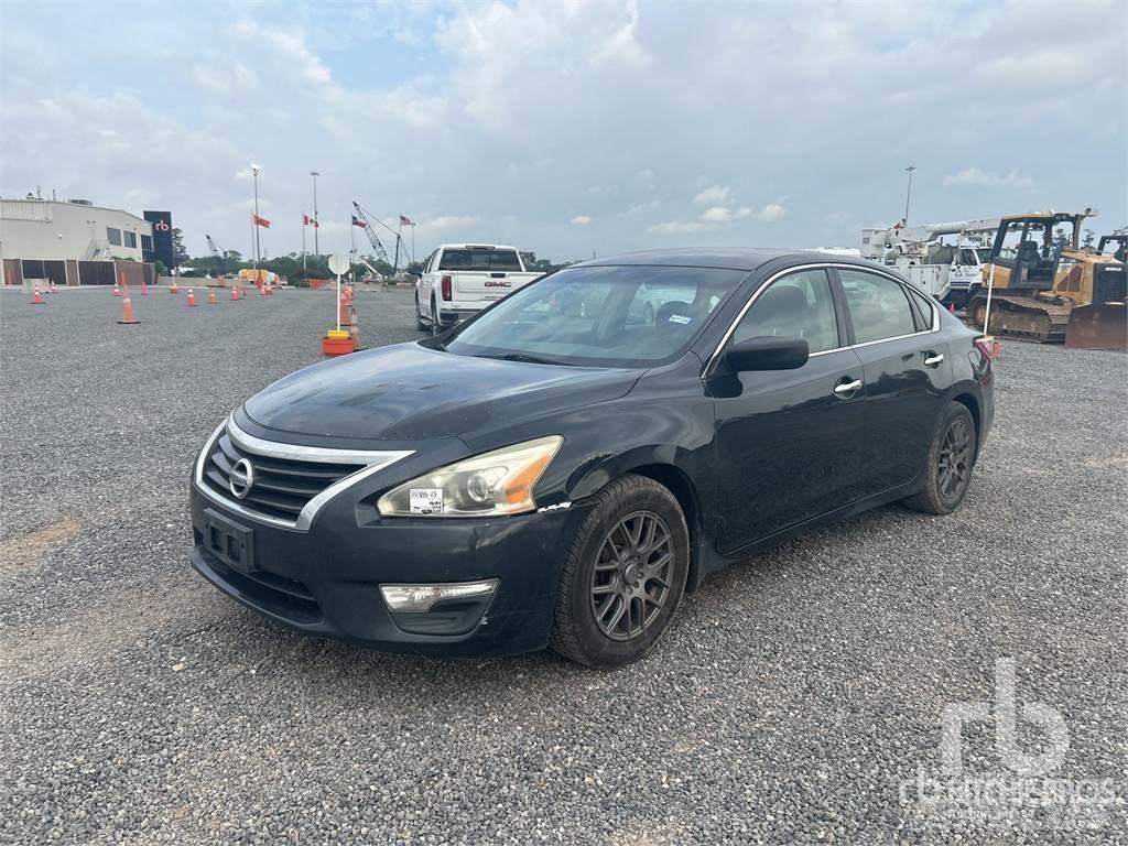 Nissan ALTIMA 자동차