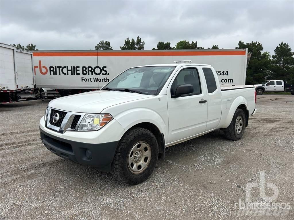 Nissan FRONTIER 픽업/드롭사이드