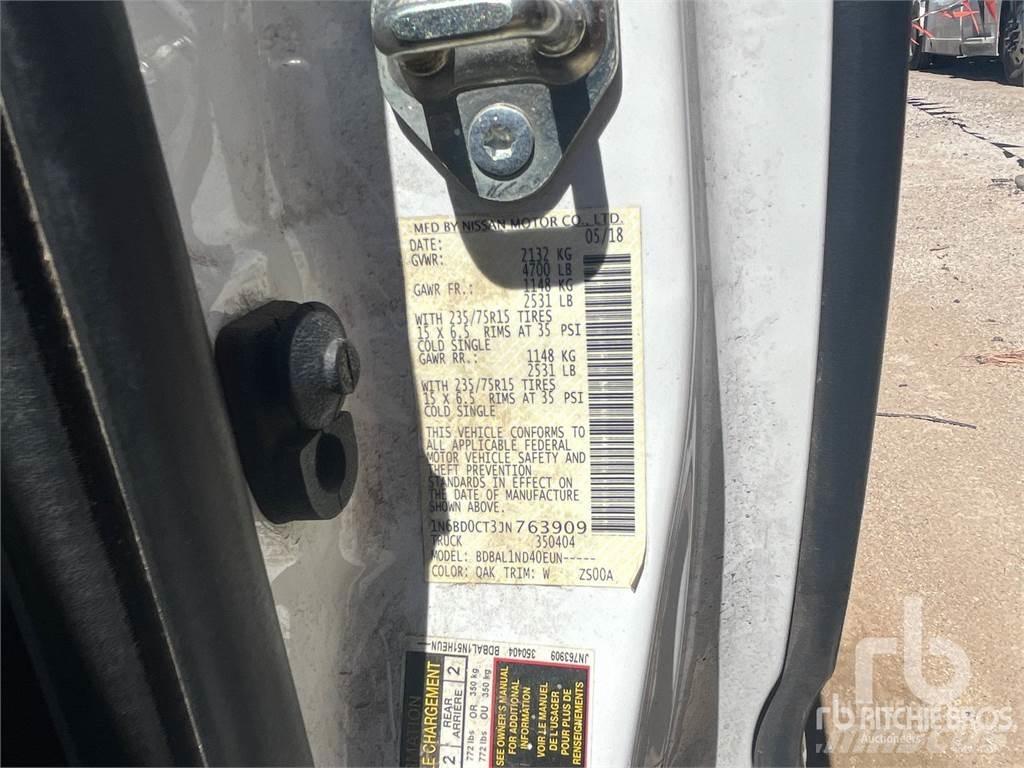 Nissan FRONTIER 픽업/드롭사이드