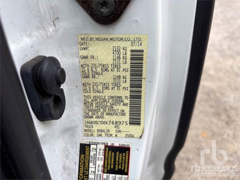 Nissan FRONTIER 픽업/드롭사이드