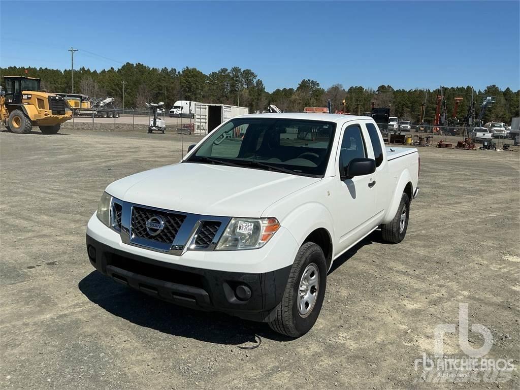 Nissan FRONTIER 픽업/드롭사이드