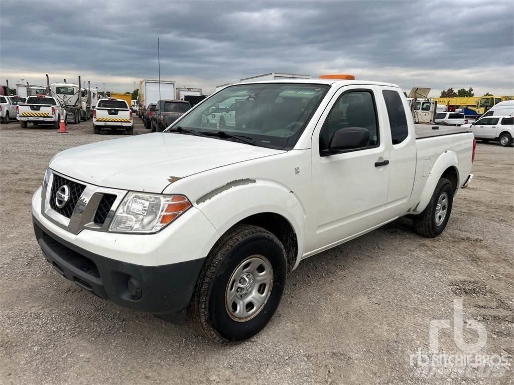 Nissan FRONTIER 픽업/드롭사이드