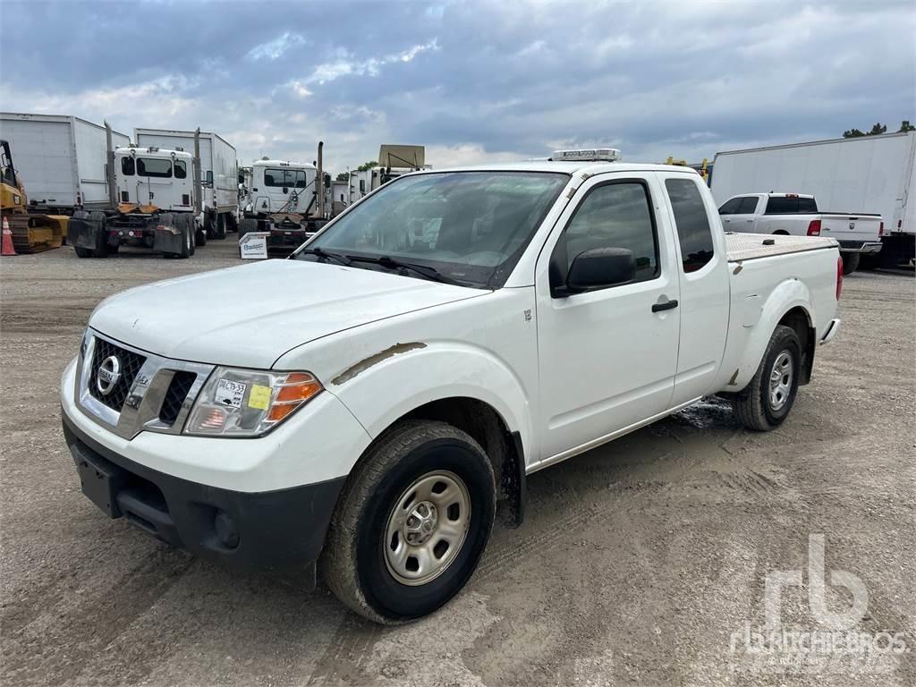 Nissan FRONTIER 픽업/드롭사이드