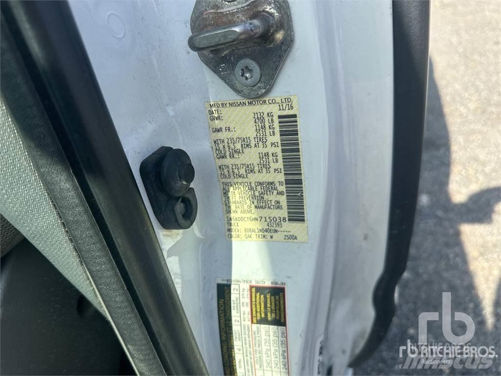 Nissan FRONTIER 픽업/드롭사이드