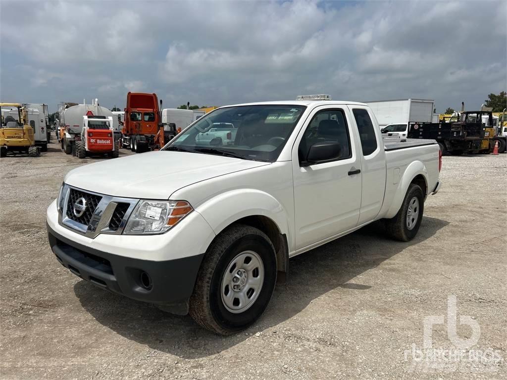 Nissan FRONTIER 픽업/드롭사이드