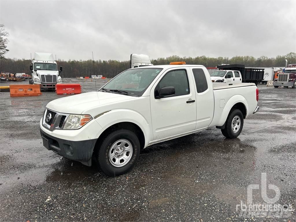 Nissan FRONTIER 픽업/드롭사이드