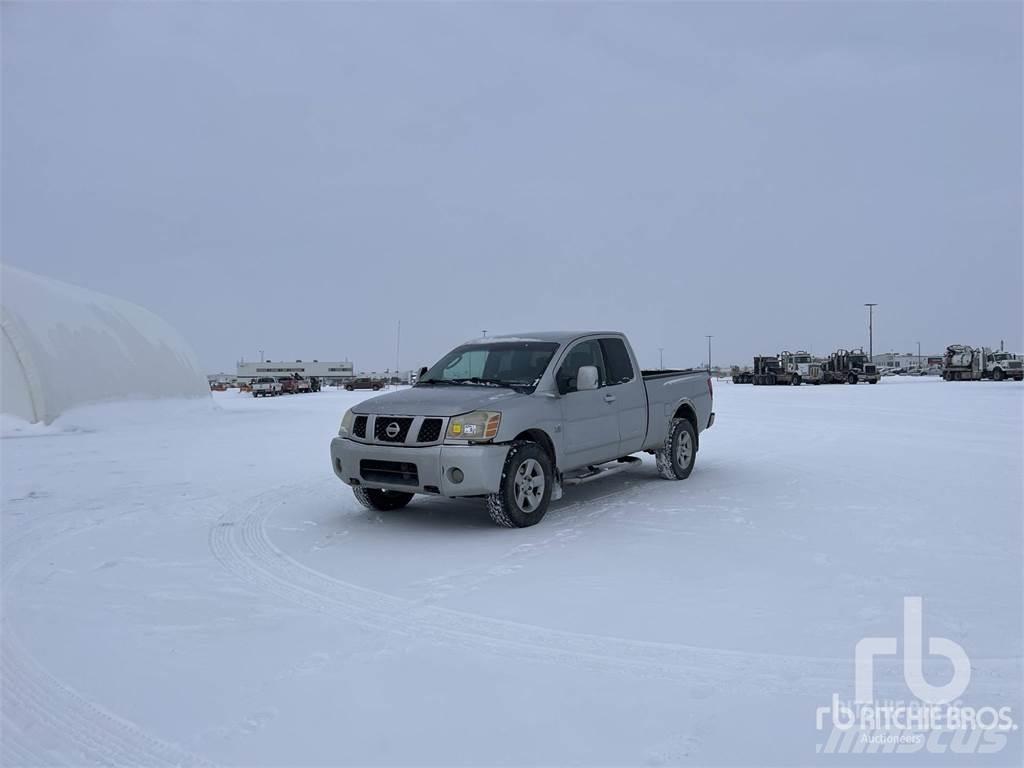 Nissan TITAN 픽업/드롭사이드