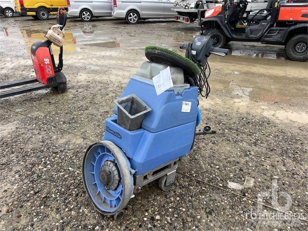 NUMATIC TT345S 도로 청소차