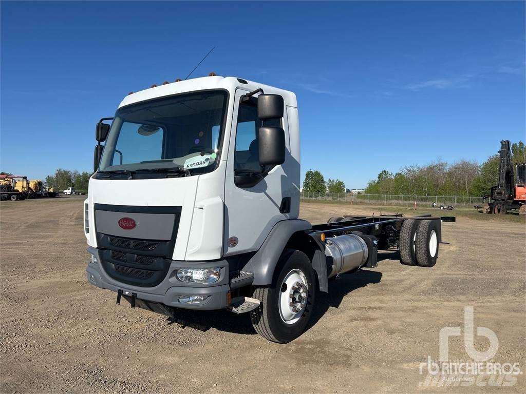 Peterbilt 220 새시 운전실 트럭