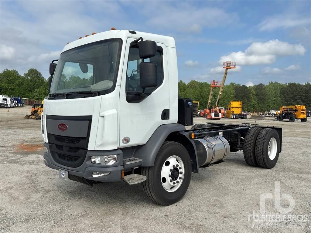 Peterbilt 220 새시 운전실 트럭