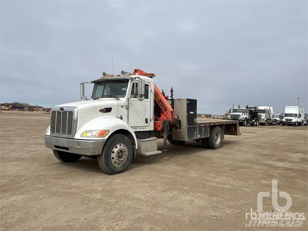 Peterbilt 335 크레인 트럭
