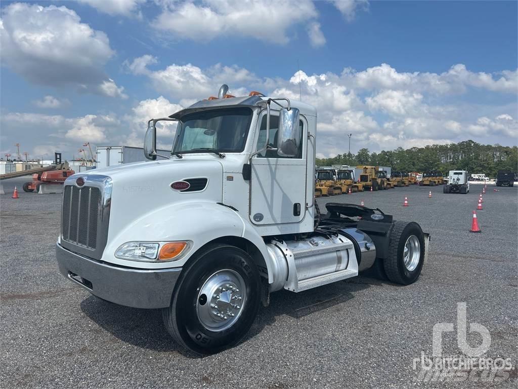 Peterbilt 337 트랙터 유닛