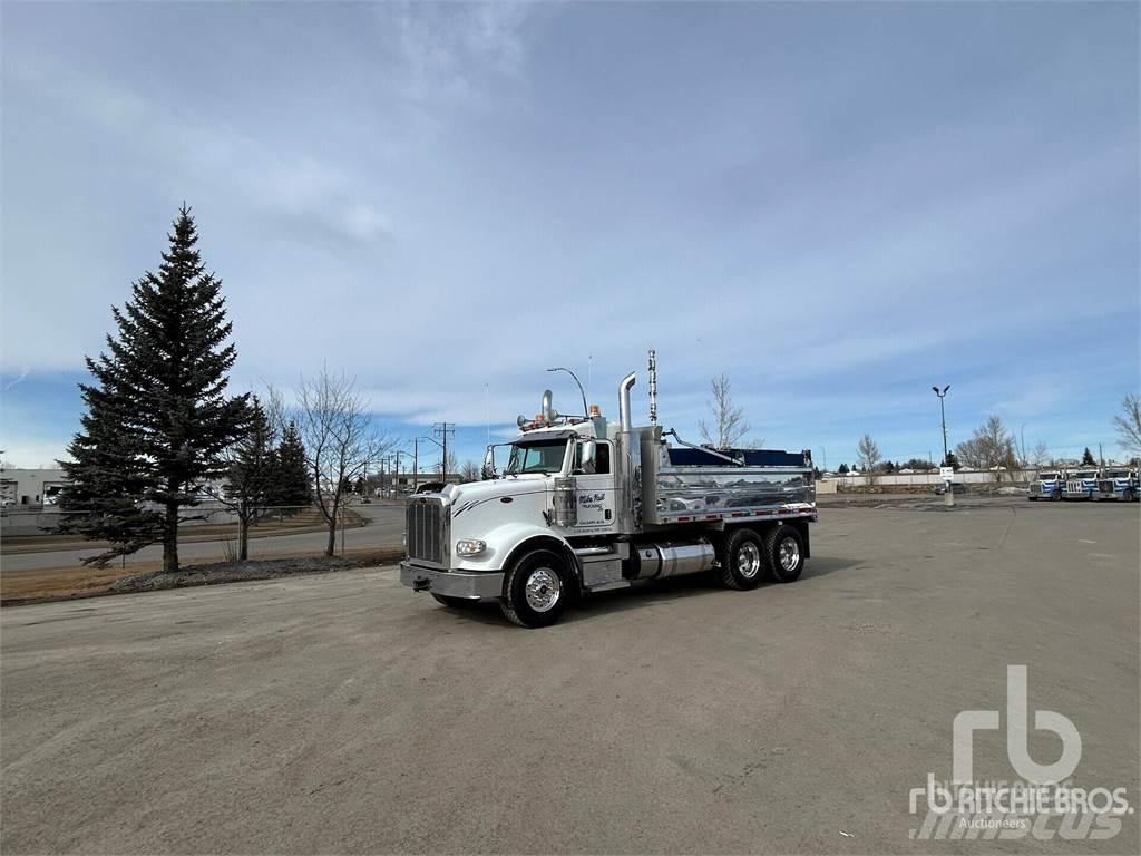 Peterbilt 367 덤프 트럭