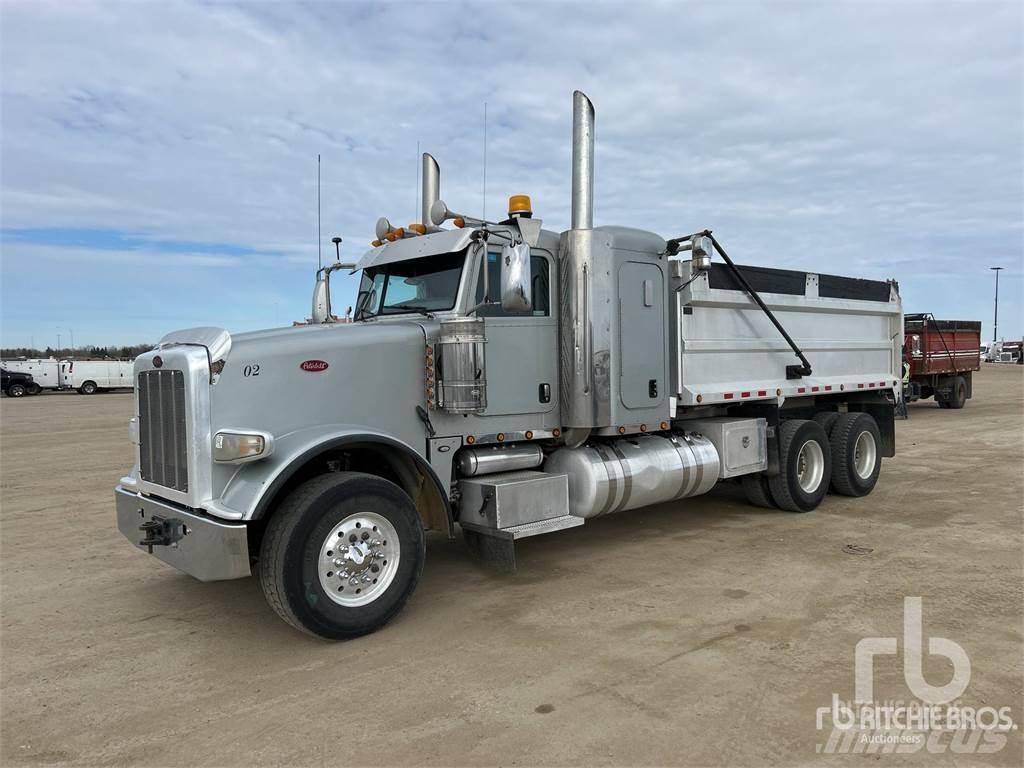 Peterbilt 367 덤프 트럭