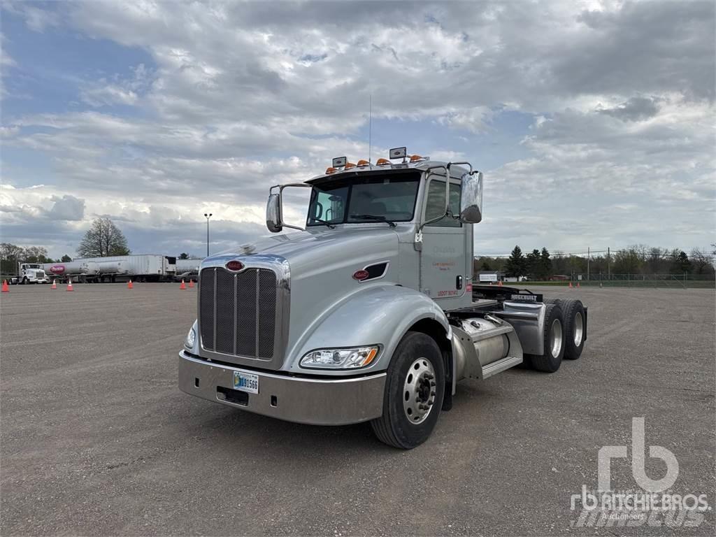 Peterbilt 384 트랙터 유닛