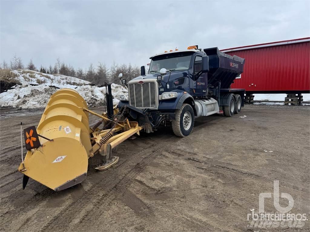 Peterbilt 567 제설 블레이드 및 제설기