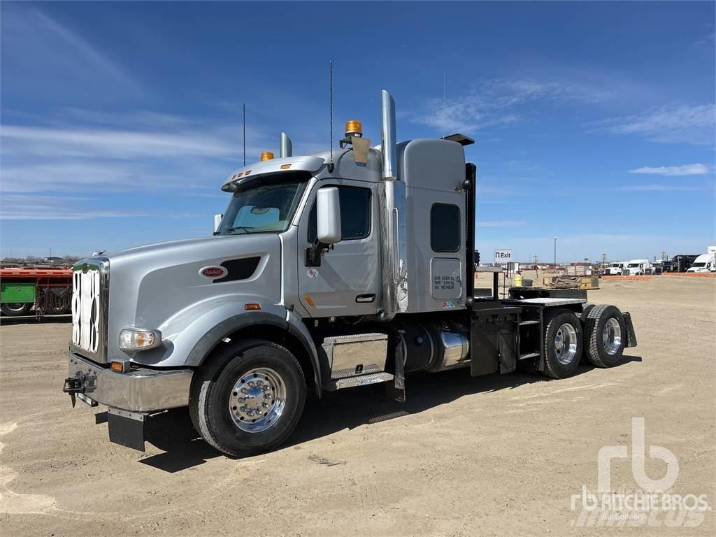 Peterbilt 567 플랫베드/윈치 트럭