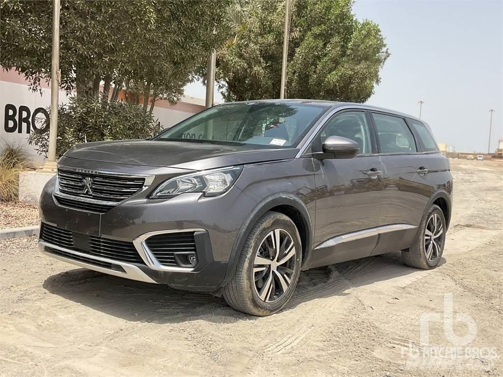 Peugeot 5008 자동차