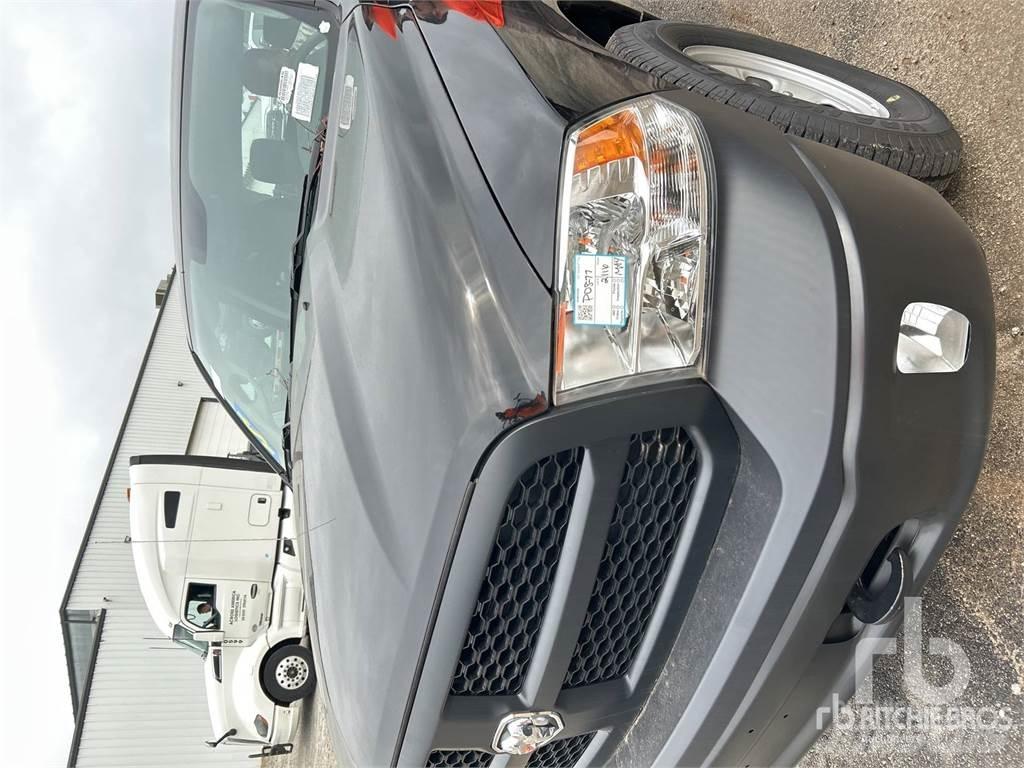 RAM 1500 픽업/드롭사이드