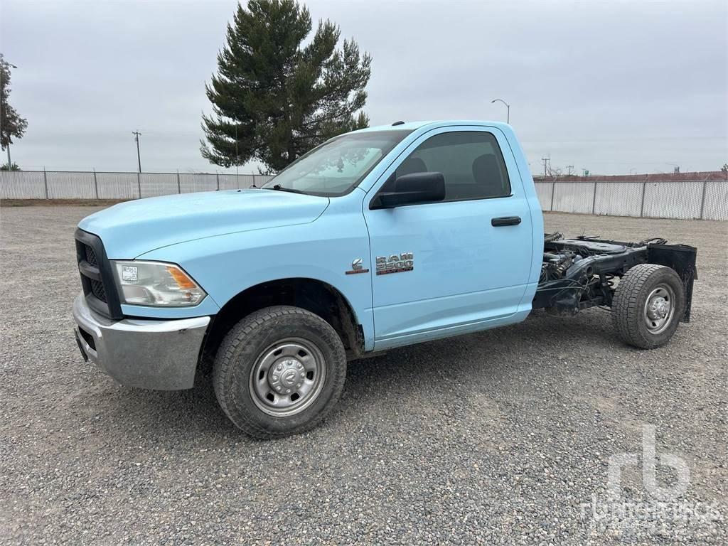 RAM 2500 새시 운전실 트럭