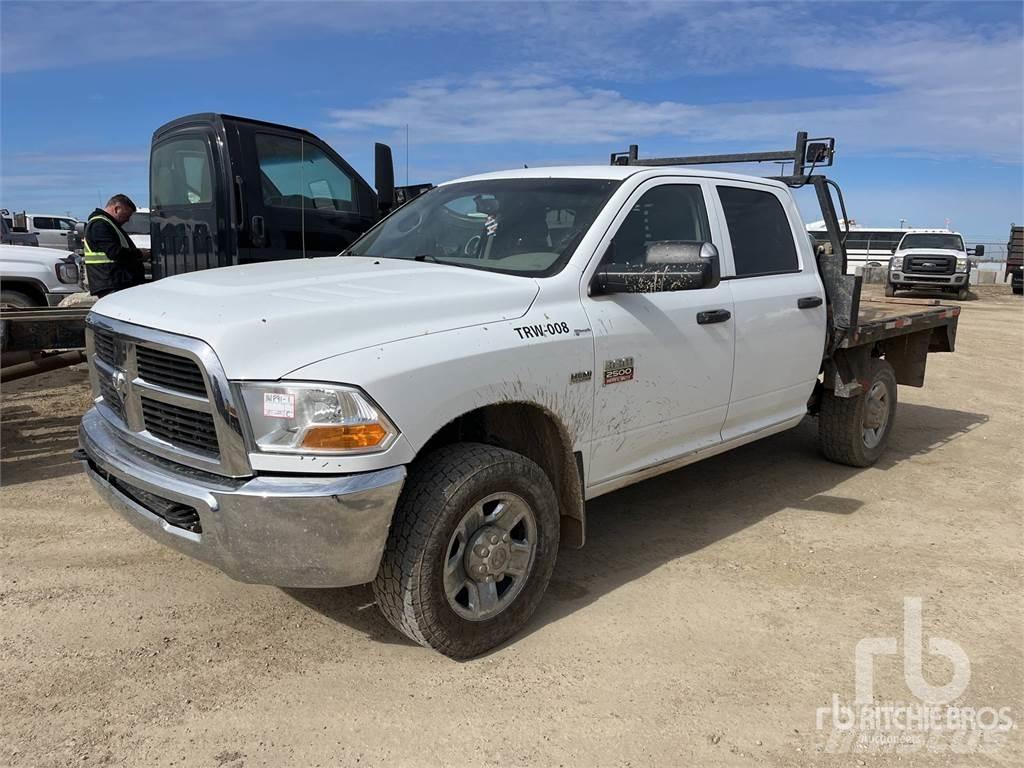 RAM 2500 플랫베드/드롭사이드 트럭