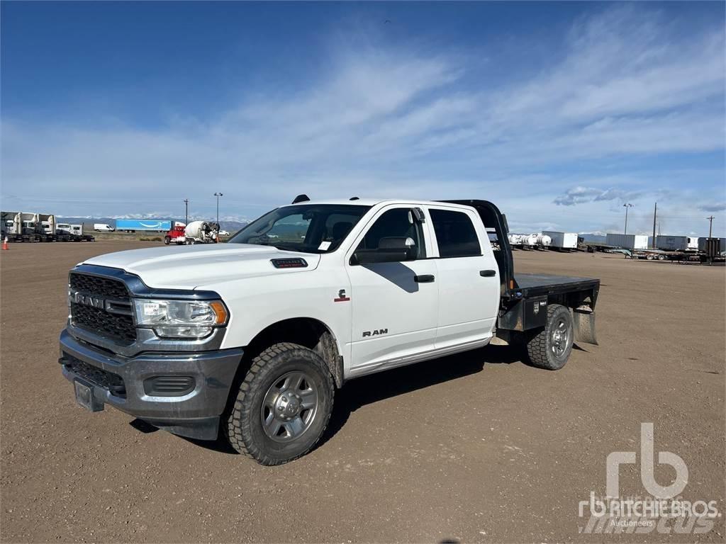 RAM 2500 플랫베드/드롭사이드 트럭
