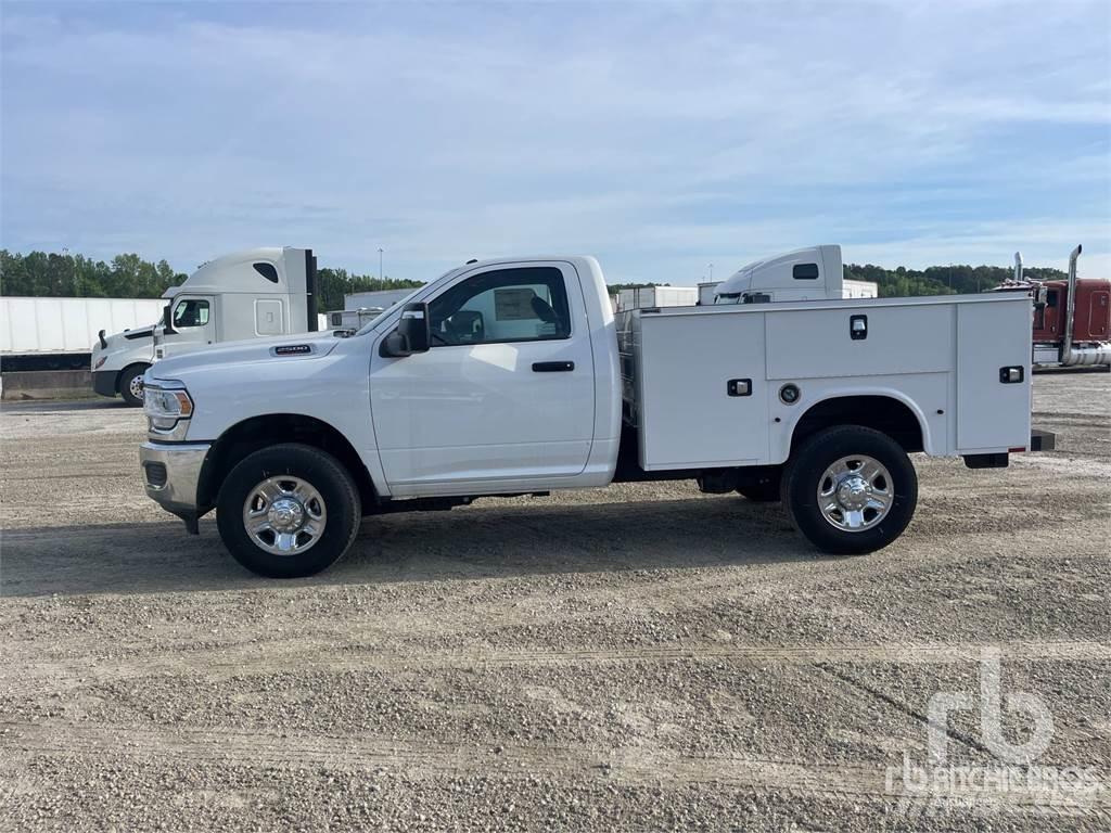 RAM 2500 시립/다목적 차량