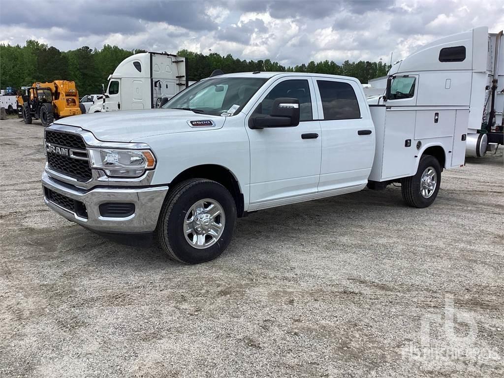 RAM 2500 시립/다목적 차량