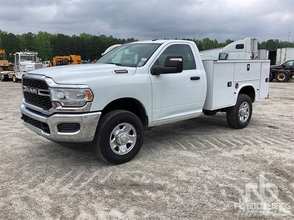 RAM 2500 시립/다목적 차량