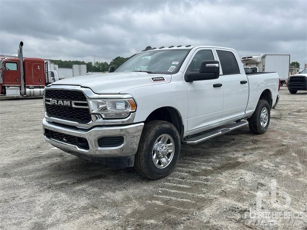 RAM 2500 픽업/드롭사이드