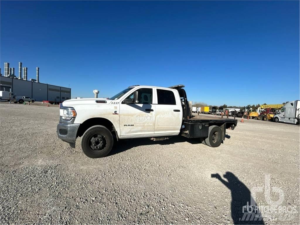 RAM 3500 플랫베드/드롭사이드 트럭