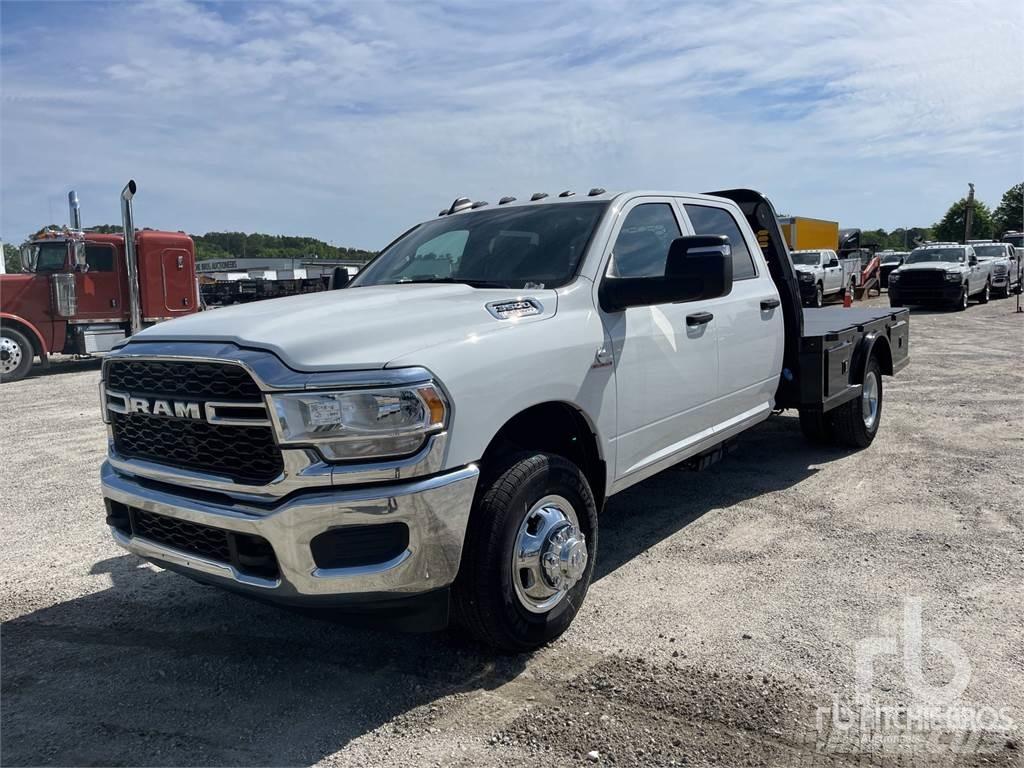 RAM 3500 플랫베드/드롭사이드 트럭
