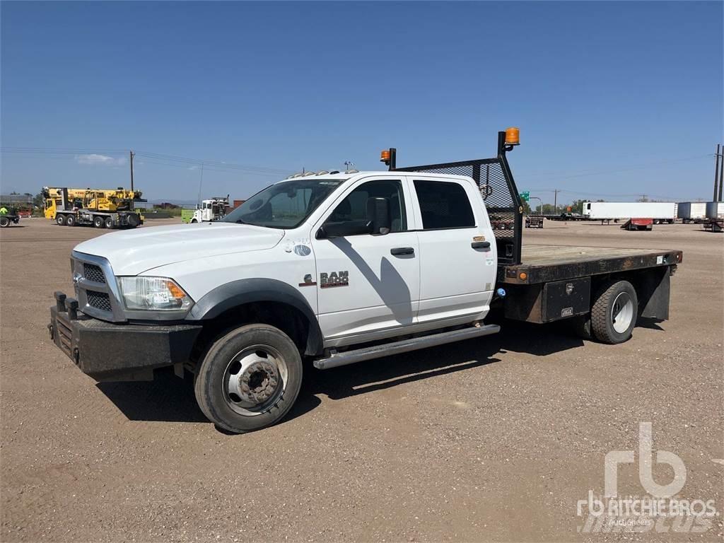 RAM 5500 플랫베드/드롭사이드 트럭