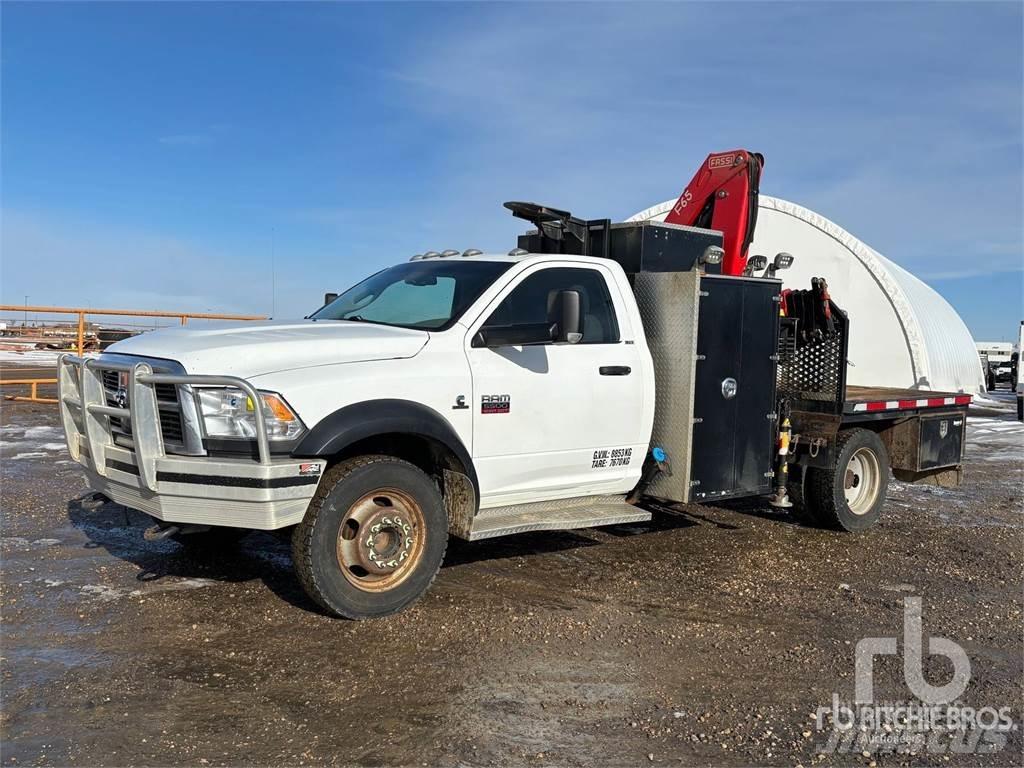 RAM 5500 크레인 트럭