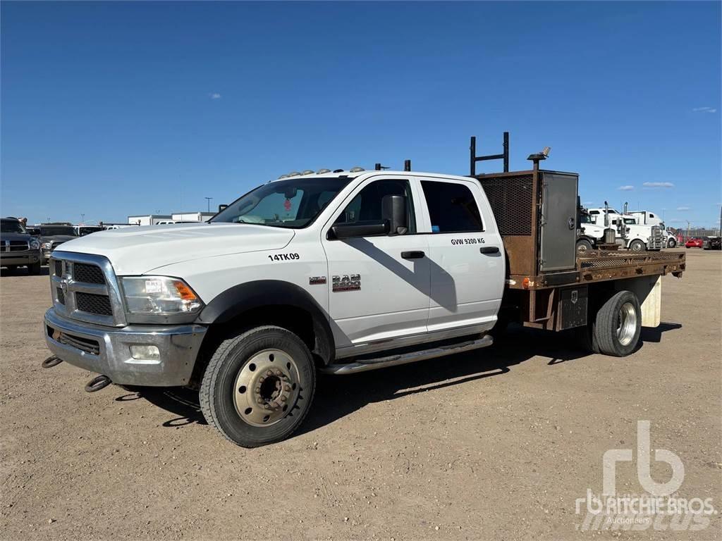 RAM 5500 플랫베드/드롭사이드 트럭