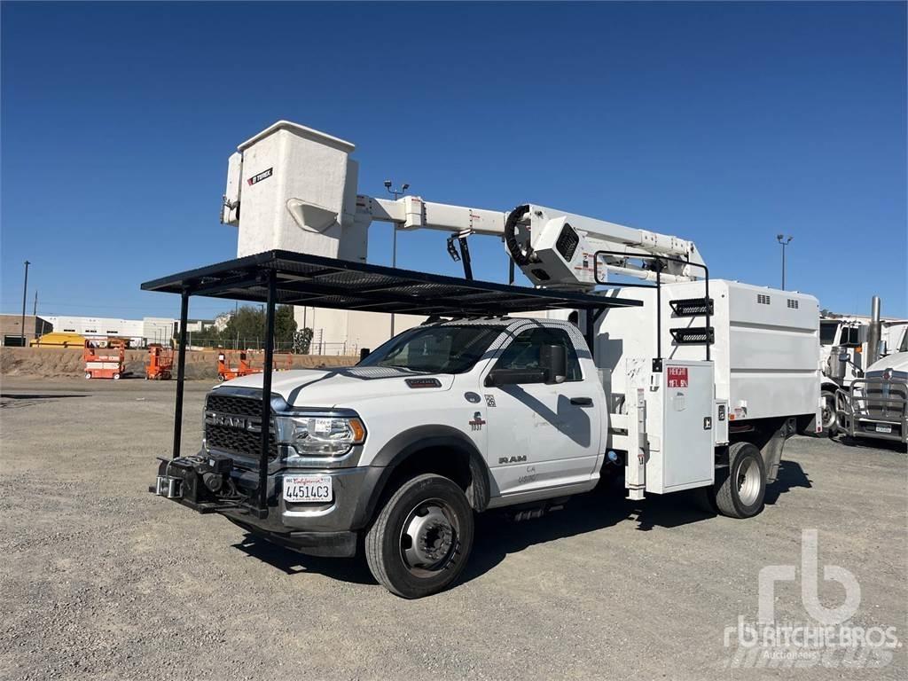 RAM 5500 트레일러 탑재 고소작업대