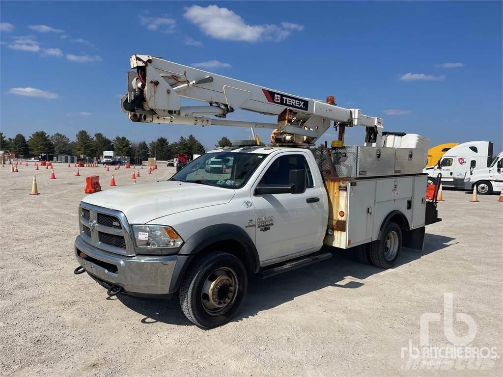 RAM 5500 트레일러 탑재 고소작업대