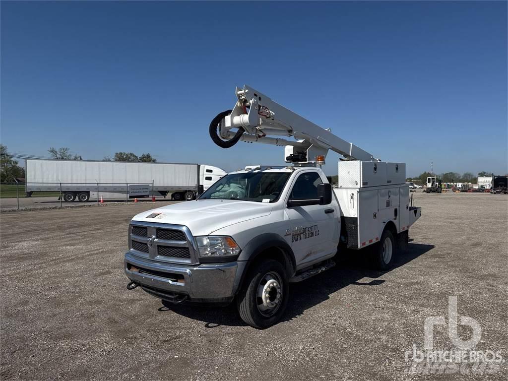 RAM 5500 트레일러 탑재 고소작업대