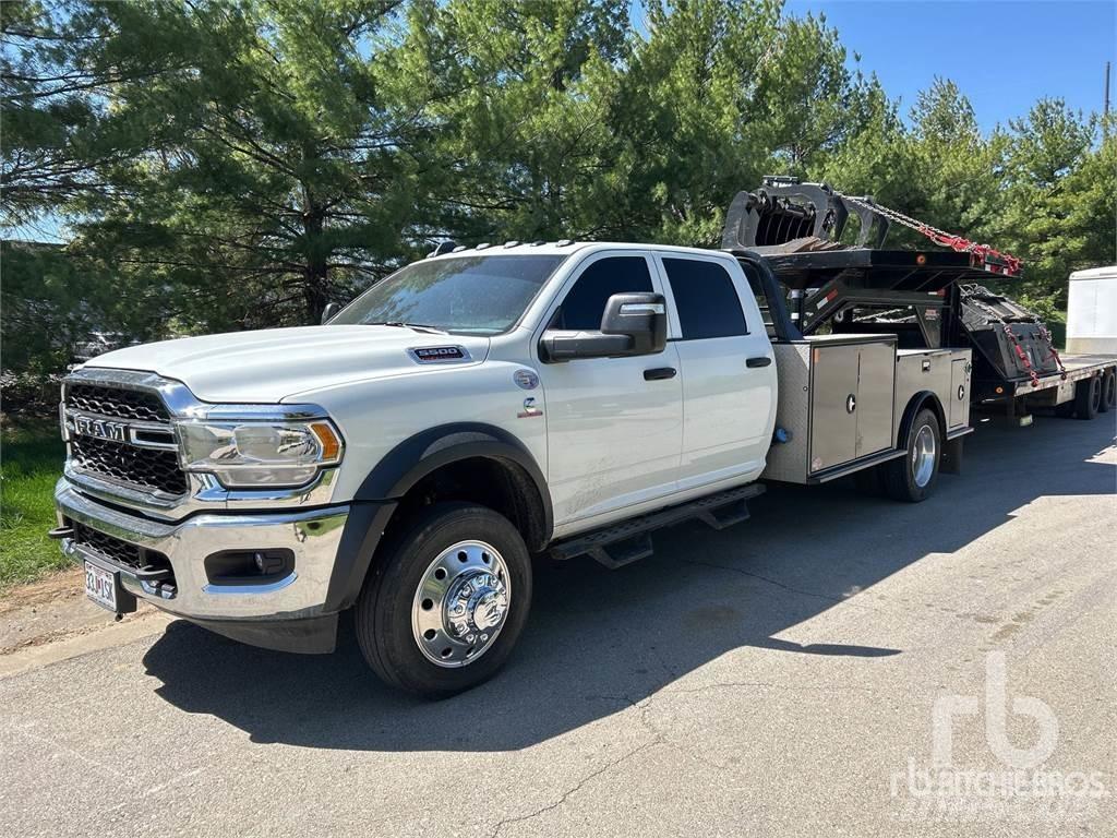 RAM 5500 시립/다목적 차량