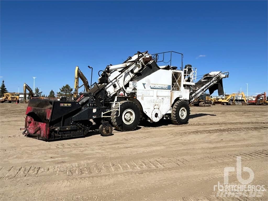 Roadtec SB1500D 물자 수송 장비