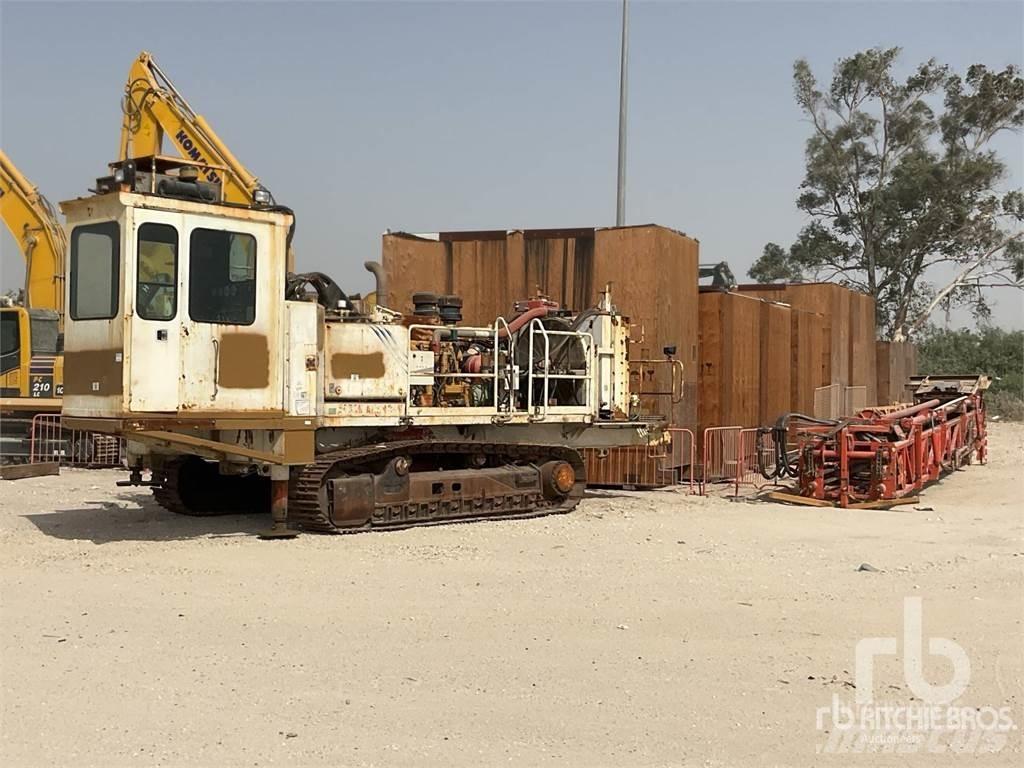  SANDVICK D245S 도로 굴착기