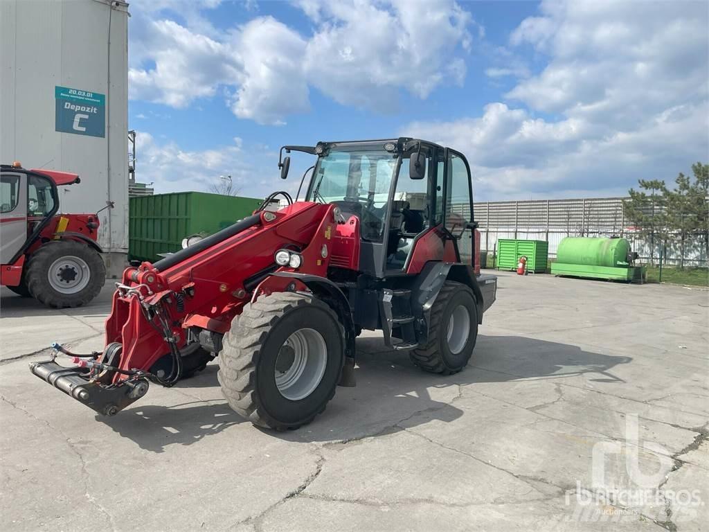 Schäffer 8620T  휠로우더