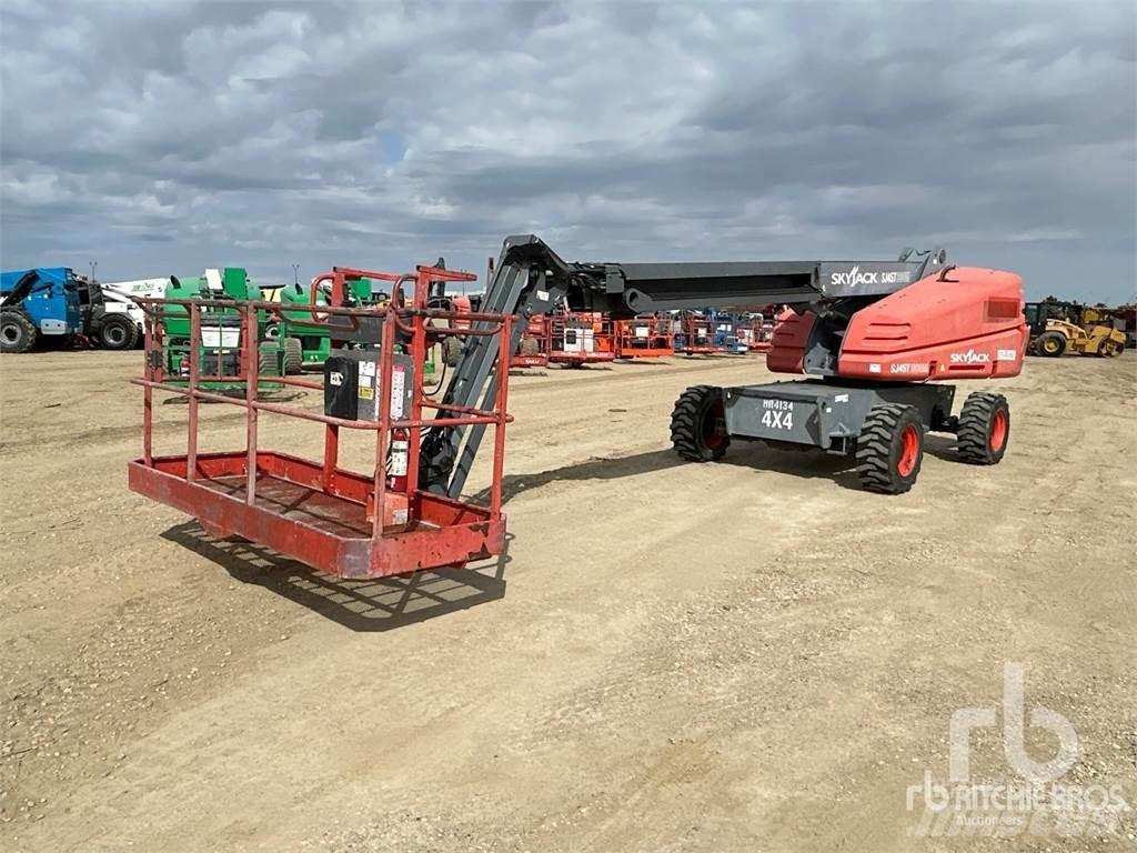 SkyJack SJ45T 관절형 전동이동 리프트
