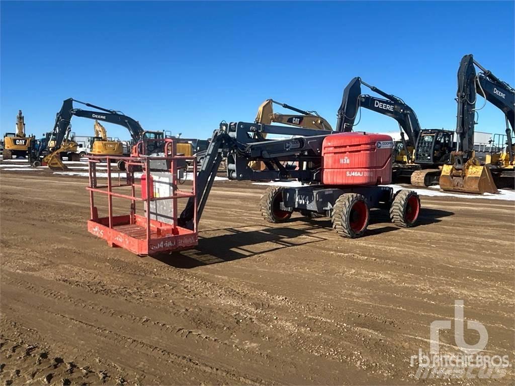 SkyJack SJ46AJ 관절형 전동이동 리프트