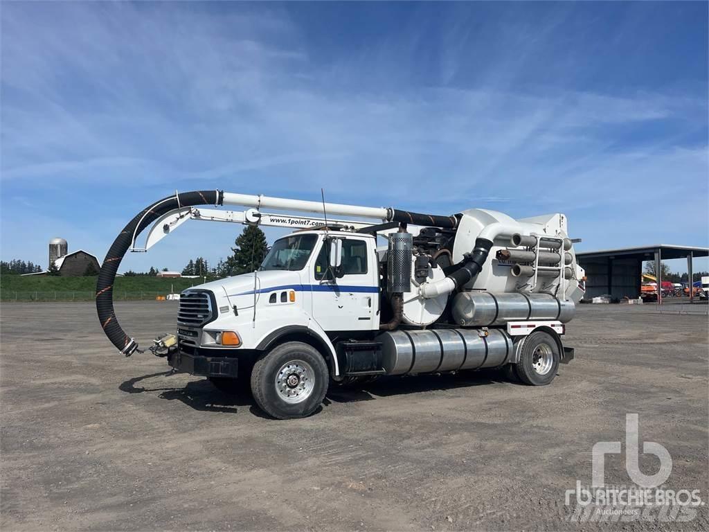 Sterling L8500 콤비/진공 트럭