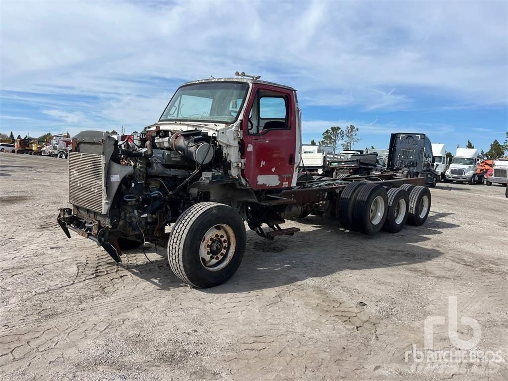 Sterling L9500 새시 운전실 트럭